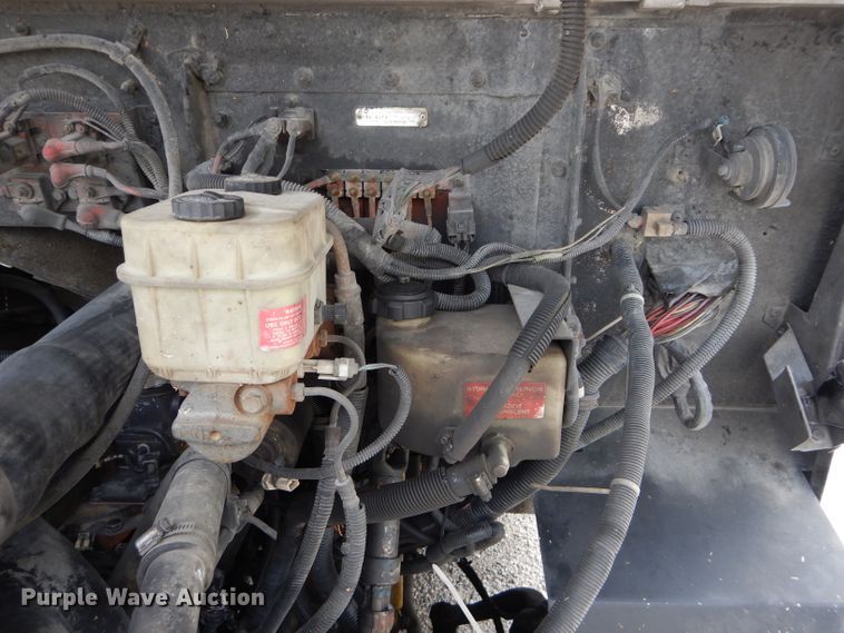 image for item DE2362 2000 Freightliner MT45 pressure washer truck