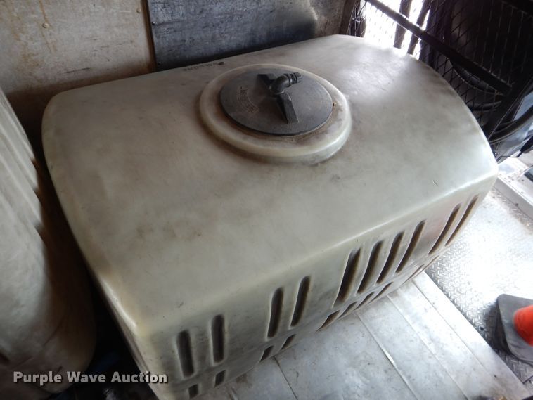 image for item DE2362 2000 Freightliner MT45 pressure washer truck