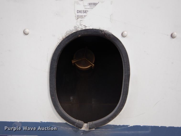 image for item DE2362 2000 Freightliner MT45 pressure washer truck