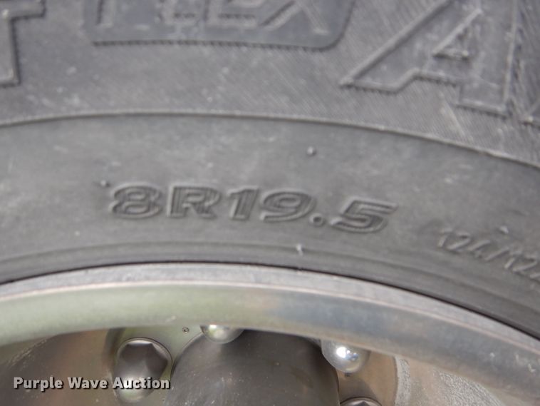 image for item DE2362 2000 Freightliner MT45 pressure washer truck