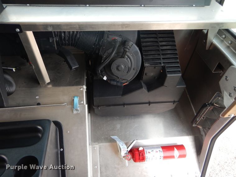 image for item DE2363 2017 Freightliner MT55 delivery truck