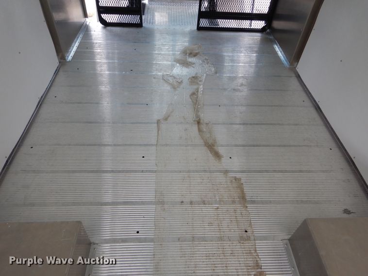 image for item DE2363 2017 Freightliner MT55 delivery truck