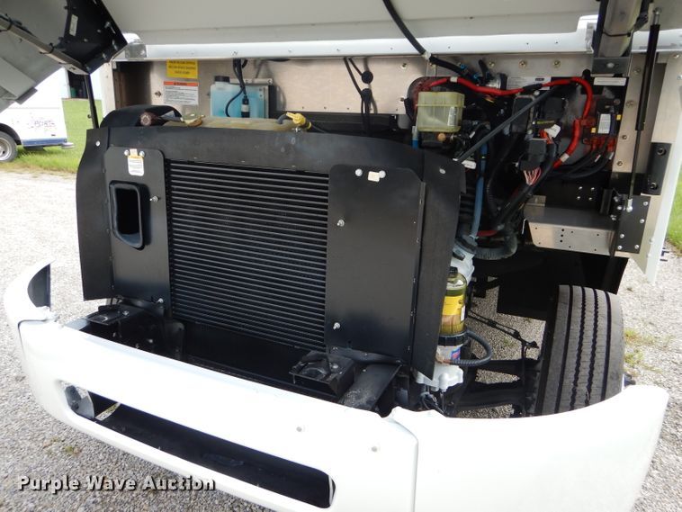 image for item DE2363 2017 Freightliner MT55 delivery truck