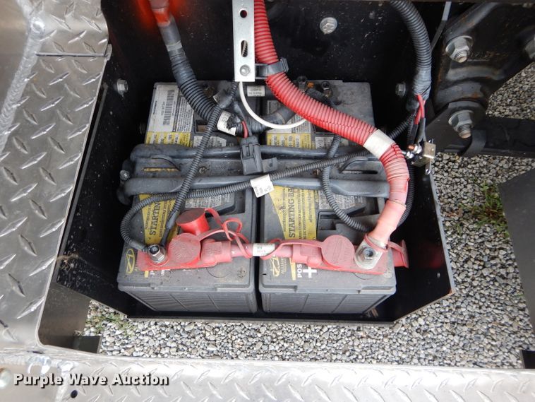 image for item DE2363 2017 Freightliner MT55 delivery truck