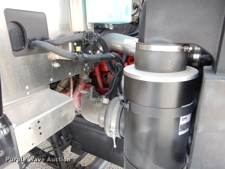 image for item DE2363 2017 Freightliner MT55 delivery truck