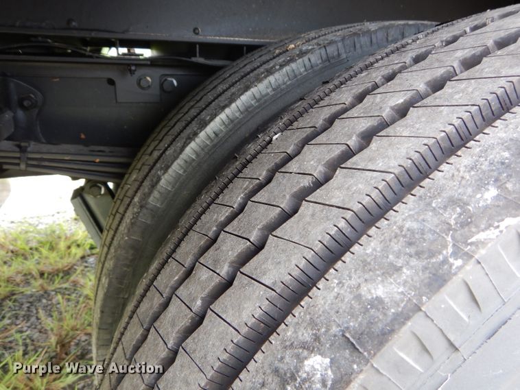 image for item DE2363 2017 Freightliner MT55 delivery truck