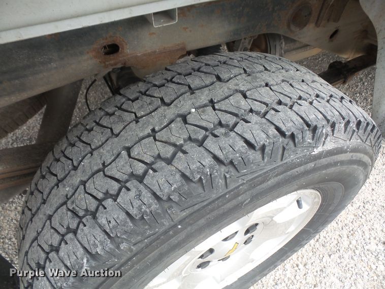 image for item DE2364 2013 Chevrolet Silverado 1500 Ext. Cab pickup truck