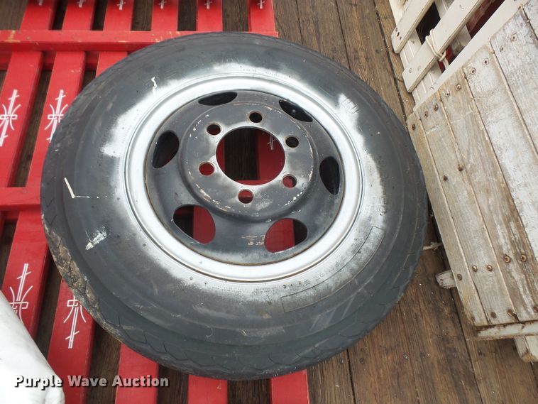 image for item DE2367 1962 Ford F600 grain truck