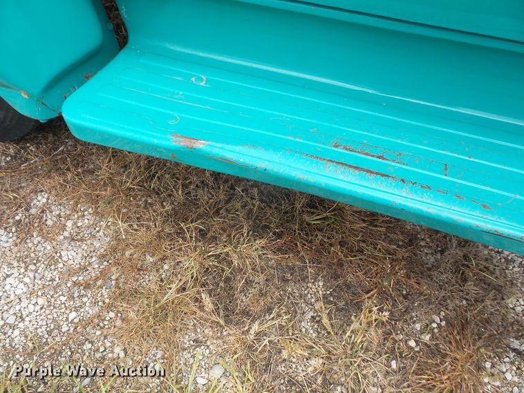 image for item DE2367 1962 Ford F600 grain truck