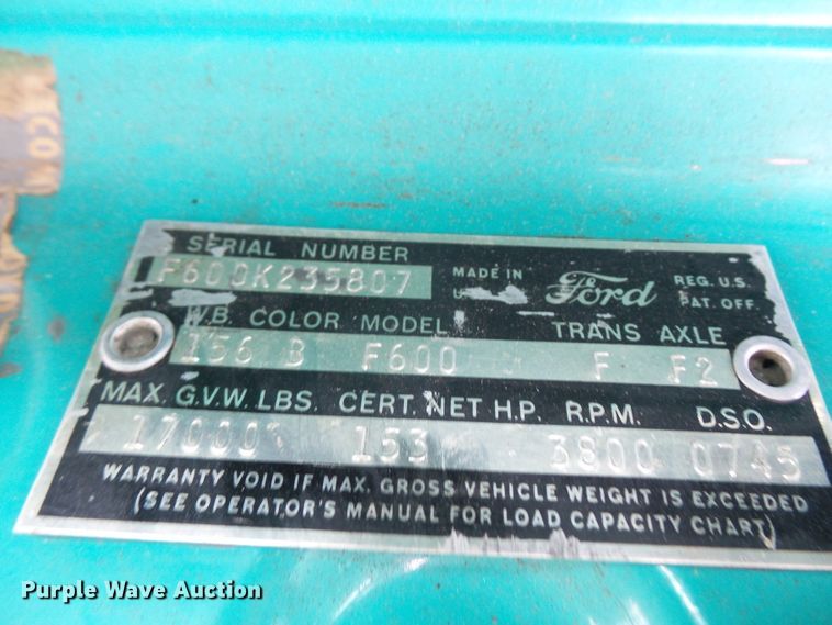 image for item DE2367 1962 Ford F600 grain truck