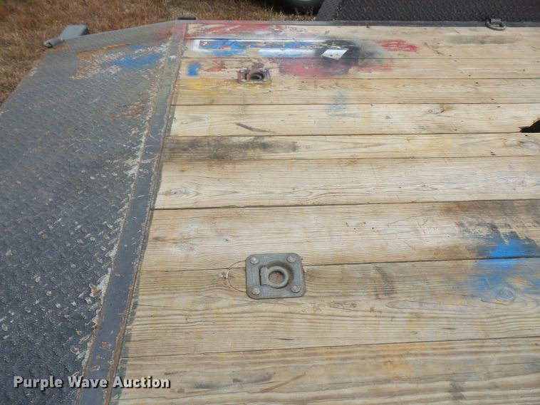 image for item DE2368 2002 Eagle utility trailer