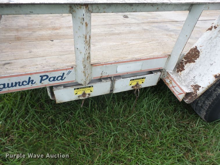 image for item DE2369 1996 Eagle utility trailer