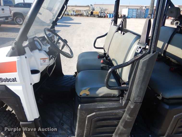 image for item DE3995 2015 Bobcat 3400XL utility vehicle