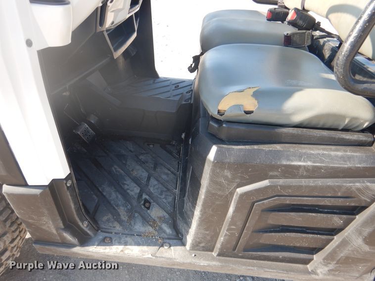 image for item DE3995 2015 Bobcat 3400XL utility vehicle
