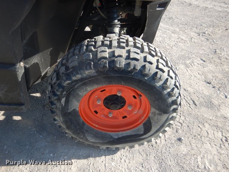 image for item DE3995 2015 Bobcat 3400XL utility vehicle