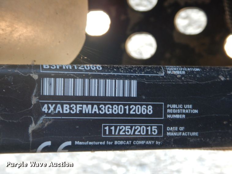 image for item DE3995 2015 Bobcat 3400XL utility vehicle