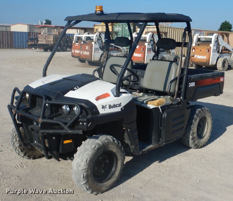image for item DE3996 2010 Bobcat 3400 utility vehicle