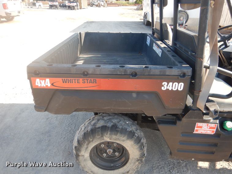 image for item DE3996 2010 Bobcat 3400 utility vehicle