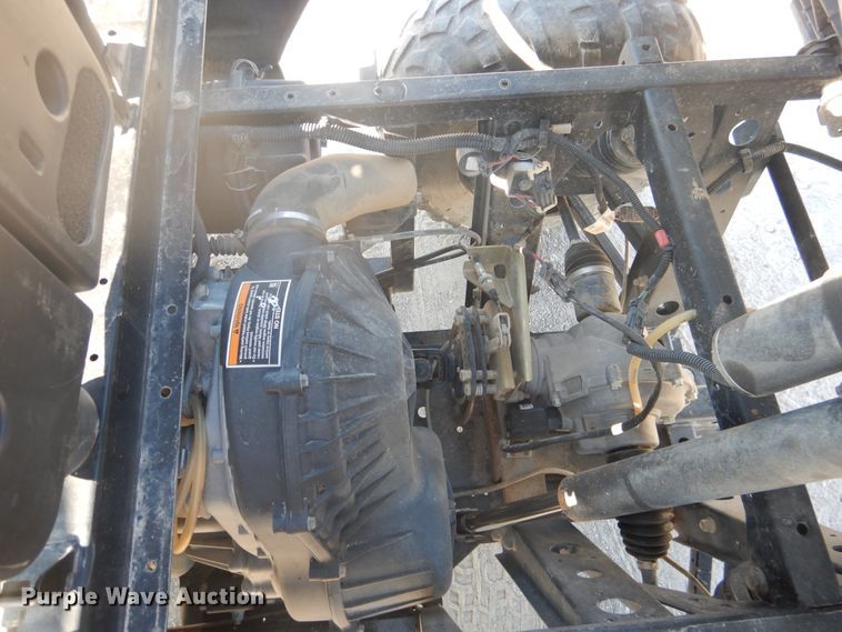 image for item DE3996 2010 Bobcat 3400 utility vehicle