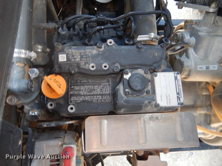 image for item DE3996 2010 Bobcat 3400 utility vehicle