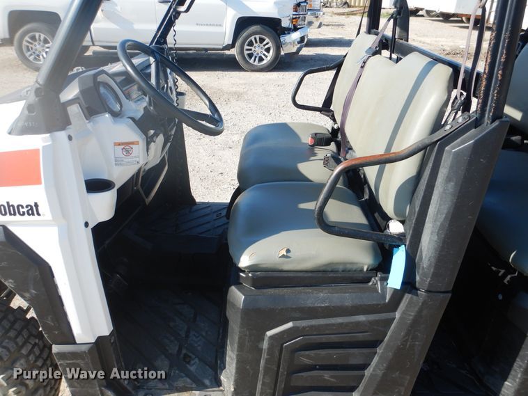 image for item DE3997 2015 Bobcat 3400XL utility vehicle