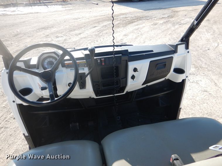 image for item DE3997 2015 Bobcat 3400XL utility vehicle
