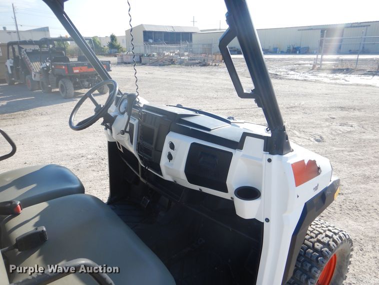 image for item DE3997 2015 Bobcat 3400XL utility vehicle