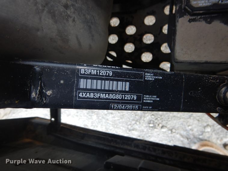 image for item DE3997 2015 Bobcat 3400XL utility vehicle