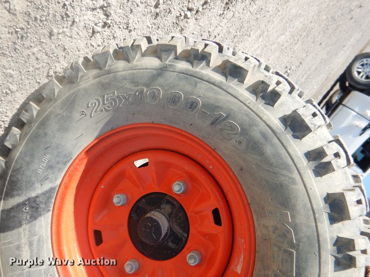 image for item DE3997 2015 Bobcat 3400XL utility vehicle