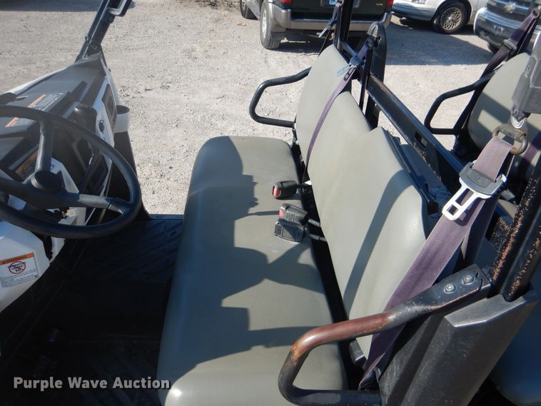 image for item DE4000 2015 Bobcat 3400XL utility vehicle