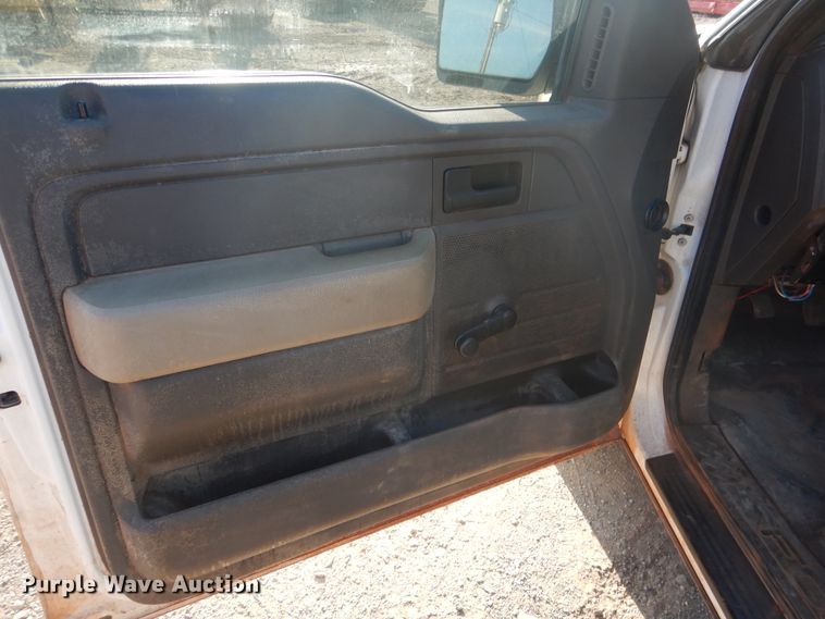 image for item DE4005 2010 Ford F150 pickup truck