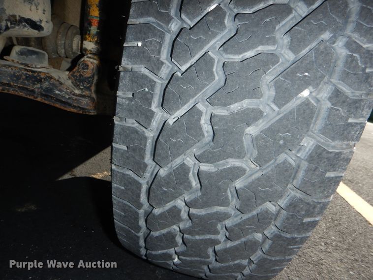 image for item DE4084 1997 Toyota Tacoma XtraCab pickup truck