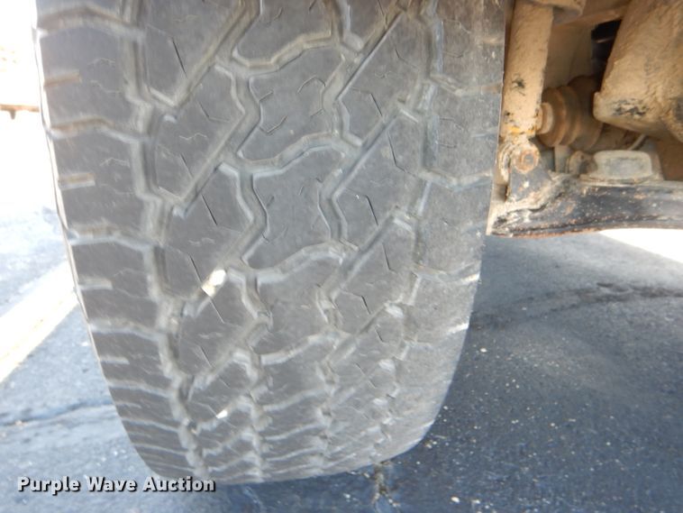 image for item DE4084 1997 Toyota Tacoma XtraCab pickup truck