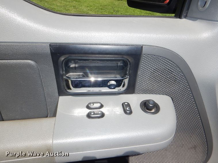 image for item DE4085 2007 Ford F150 XLT pickup truck