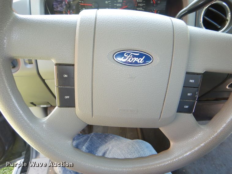 image for item DE4085 2007 Ford F150 XLT pickup truck