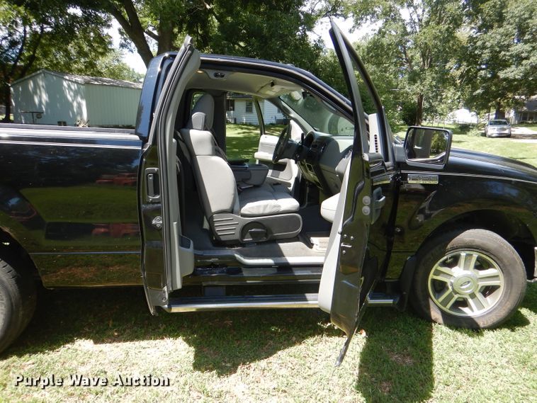 image for item DE4085 2007 Ford F150 XLT pickup truck