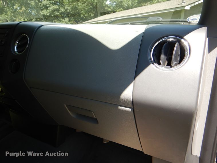 image for item DE4085 2007 Ford F150 XLT pickup truck