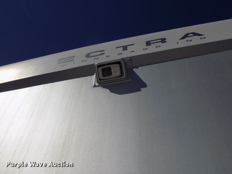 image for item DE7753 1994 Winnebago Vector RV