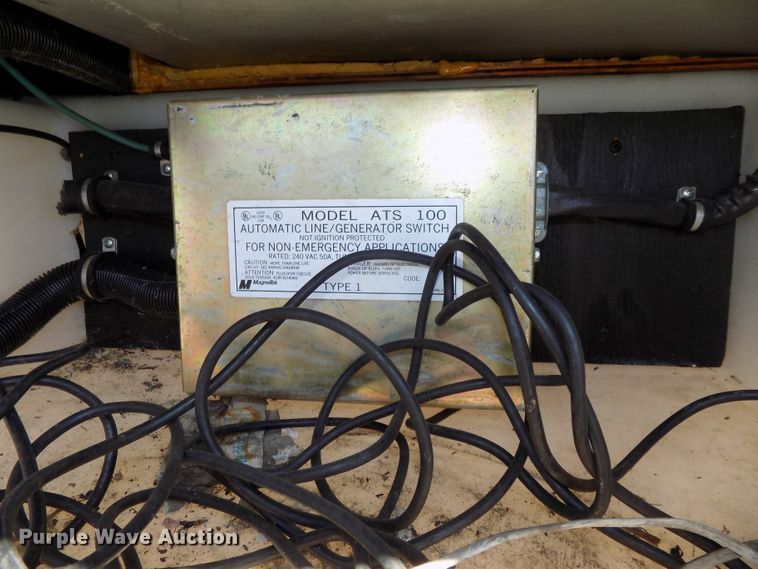 image for item DE7753 1994 Winnebago Vector RV