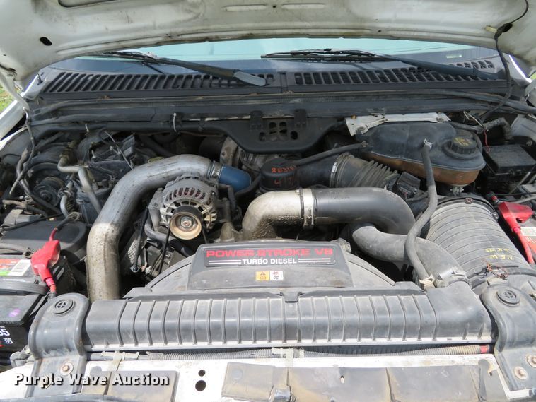 image for item DE8258 2006 Ford F350 Super Duty XLT Crew Cab utility bed pickup truck