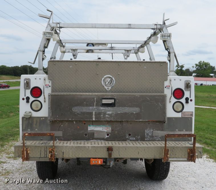 image for item DE8259 2011 Ford F350 Super Duty XL SuperCab utility bed pickup truck