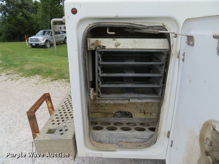 image for item DE8259 2011 Ford F350 Super Duty XL SuperCab utility bed pickup truck