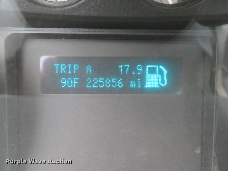 image for item DE8259 2011 Ford F350 Super Duty XL SuperCab utility bed pickup truck