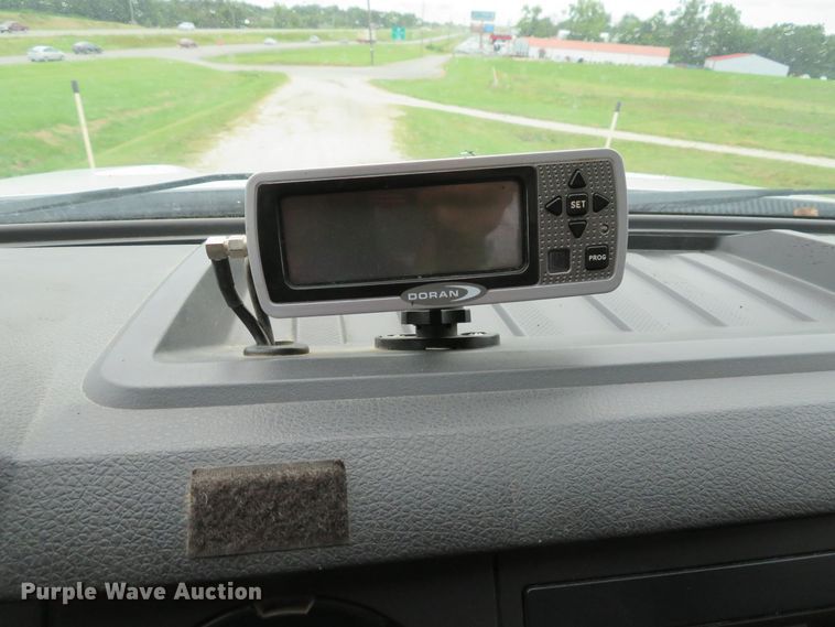 image for item DE8259 2011 Ford F350 Super Duty XL SuperCab utility bed pickup truck