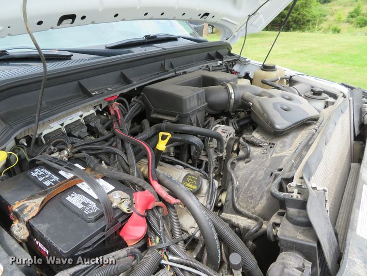 image for item DE8259 2011 Ford F350 Super Duty XL SuperCab utility bed pickup truck