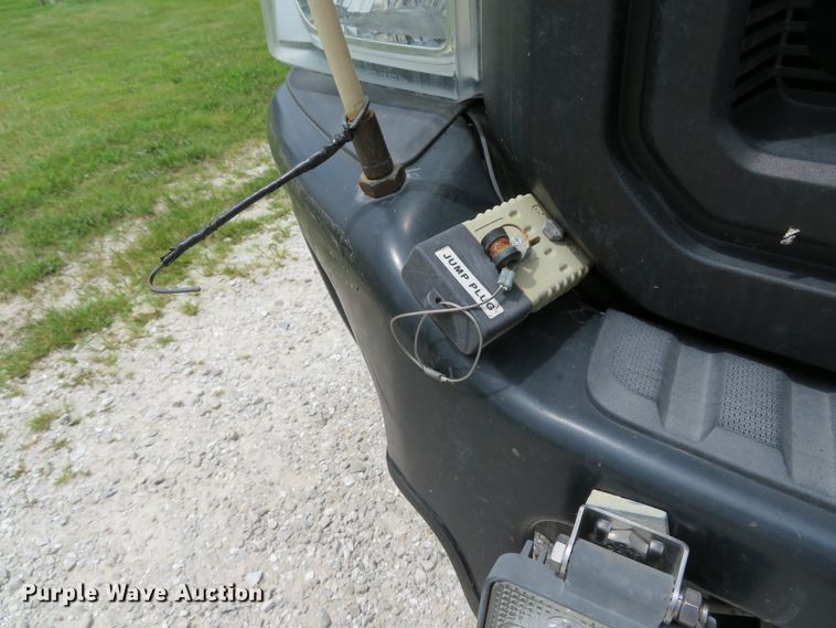 image for item DE8259 2011 Ford F350 Super Duty XL SuperCab utility bed pickup truck