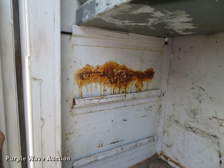 image for item DE8261 2002 Ford F550 Super Duty XL utility truck