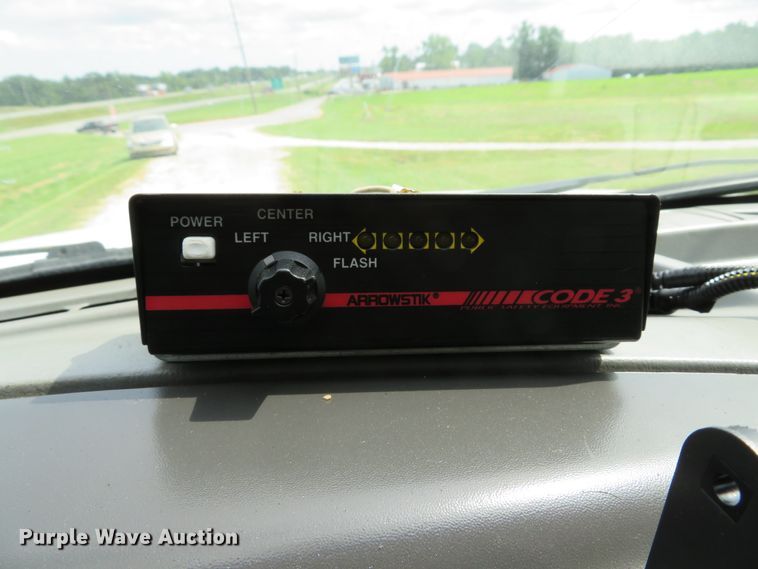 image for item DE8261 2002 Ford F550 Super Duty XL utility truck