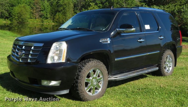 image for item DE8268 2007 Cadillac Escalade SUV