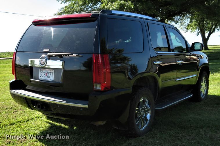 image for item DE8268 2007 Cadillac Escalade SUV